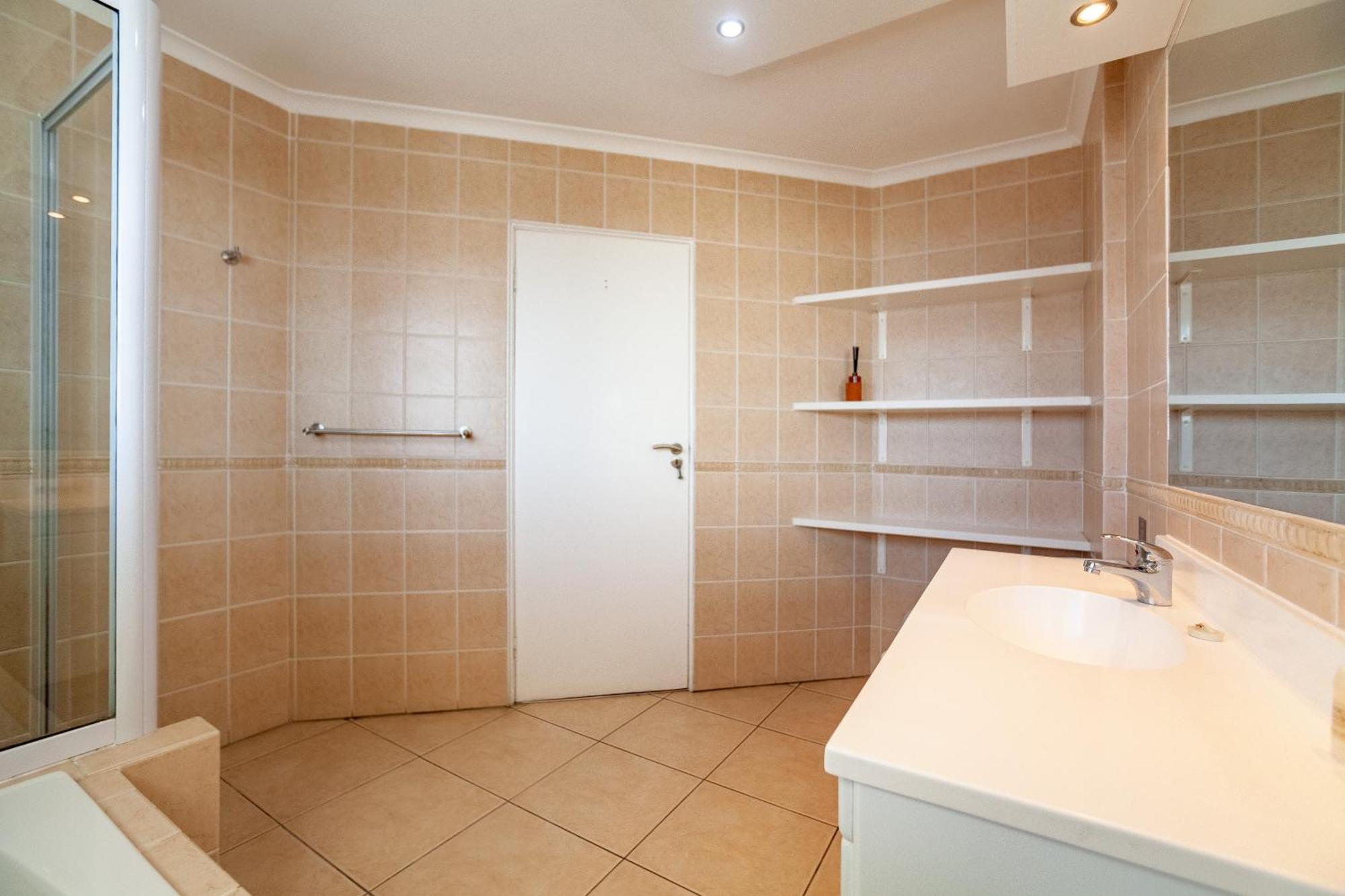 Luxury Ocean View Beachfront 2 Bed Apartment -206 The Waves, Blouberg, Cape Town 布鲁堡史特兰 外观 照片
