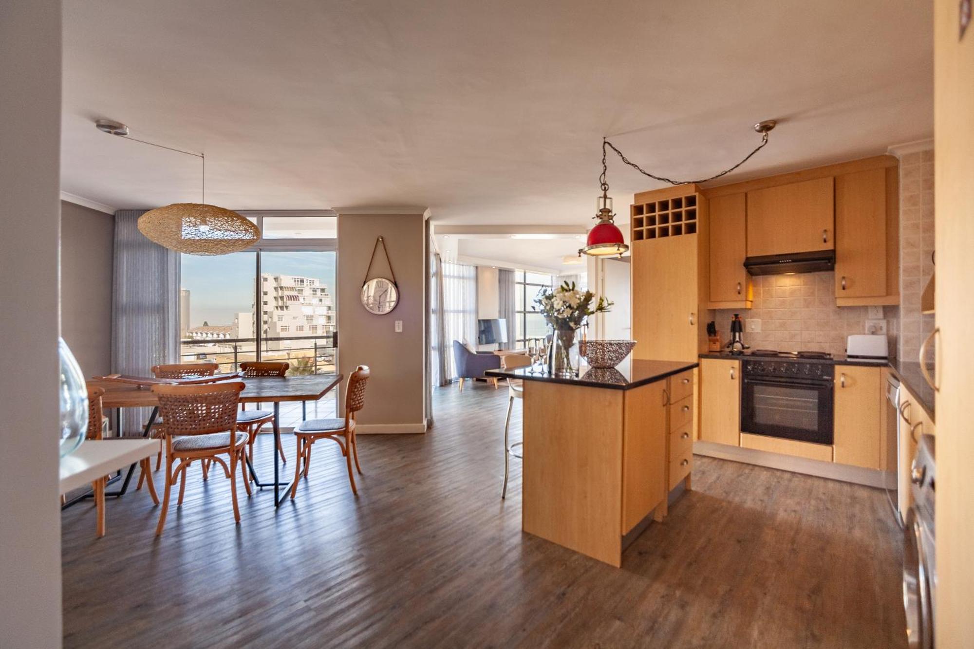 Luxury Ocean View Beachfront 2 Bed Apartment -206 The Waves, Blouberg, Cape Town 布鲁堡史特兰 外观 照片